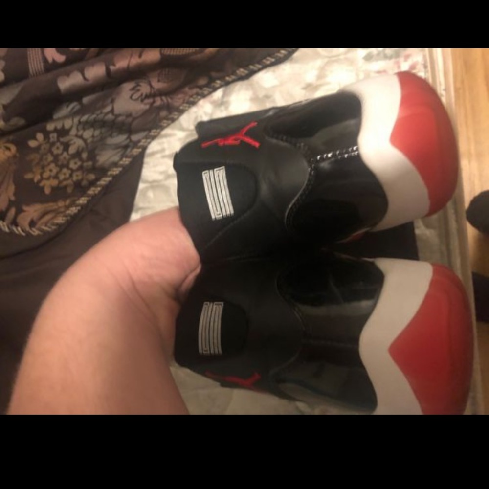 Jordan bred 11s - Picture 2 of 5